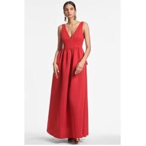 Sachin & Babi Red Formal Maxi Gown Women’s V-Neck Sleeveless Evening Size 8